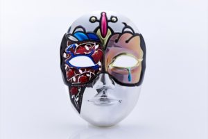 Aluminum deposition + coloring + laser exfoliation